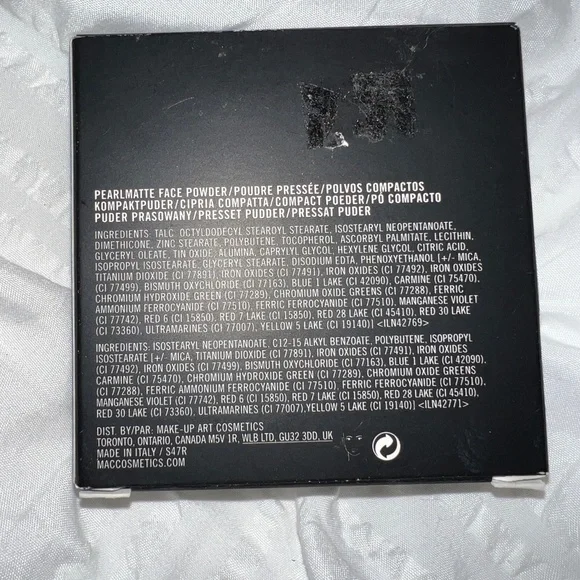 NIB MAC Pearl Matte Face Powder Bowling Trophy - Picture 5 of 12